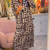 Robe à imprimé géométrique et col en V