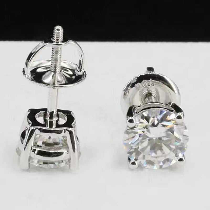 Boucles d'oreilles à tige rondes classiques en zircon