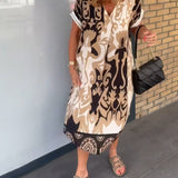 Robe à imprimé géométrique et col en V