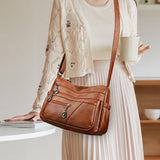 Sac bandoulière en cuir souple avec multipoches
