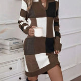 Robe Ajustée à Carreaux avec Col