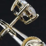 Boucles d'oreilles à tige rondes classiques en zircon