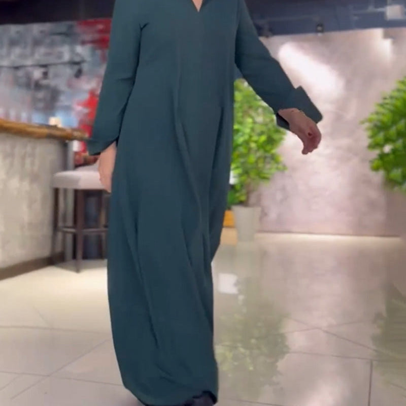 Robe longue ample avec revers et fente latérale
