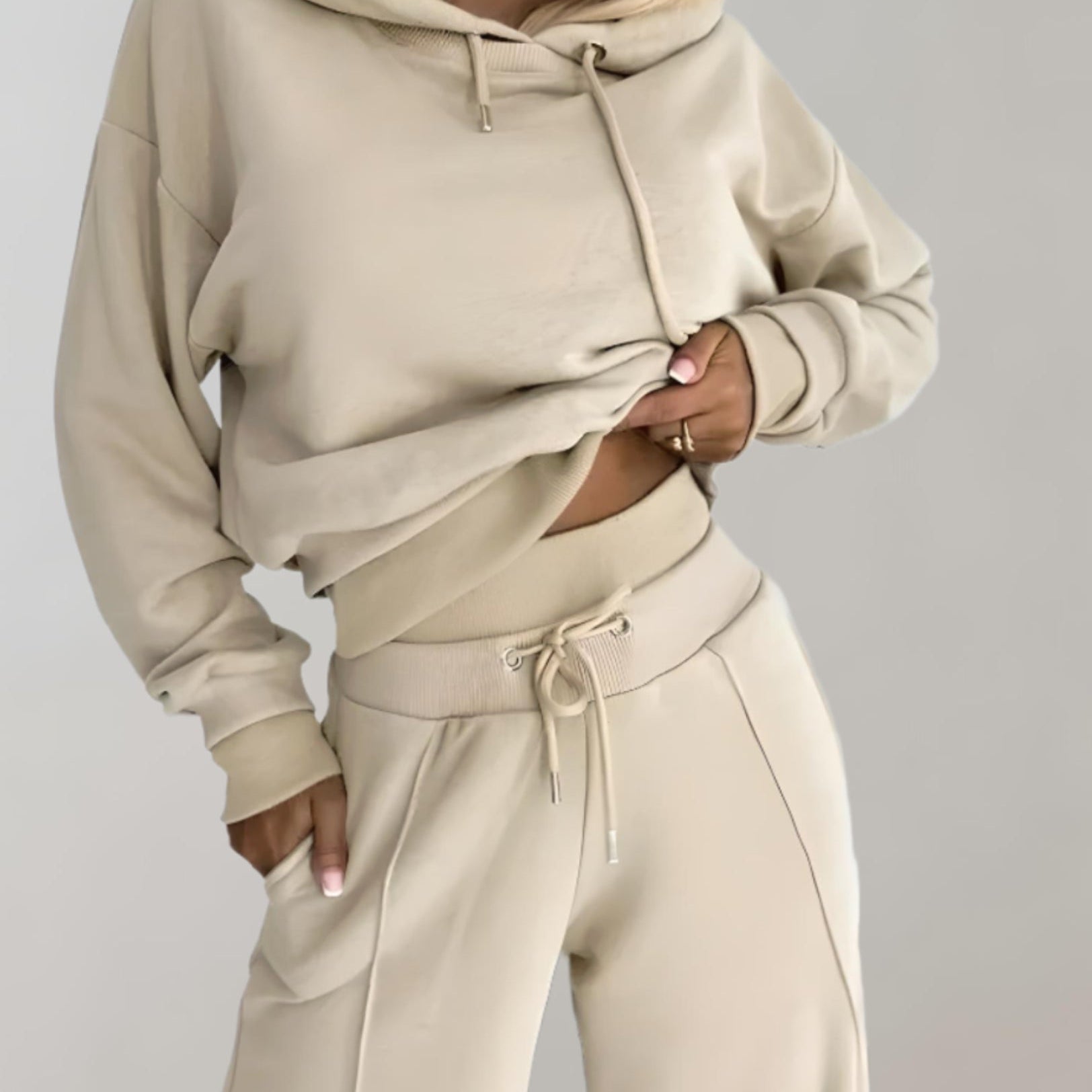 Nina – Survêtement hoodie 2 pièces avec pantalon large femme
