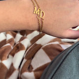 Bracelet simple à lettres