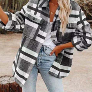 Hilde | Veste à carreaux à coupe classique en grande taille pour femme