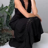 Robe débardeur col V en dentelle
