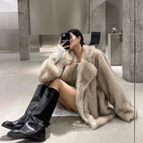 Camryn | Manteau Élégant au Design Intemporel pour Femmes