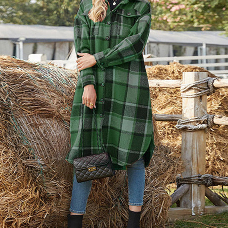 Manteau à carreaux avec boutons à revers