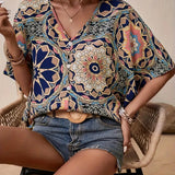Blouse à demi-manches boutons avec col en V et imprimé rétro