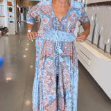 Robe de vacances à col en V et manches 3/4