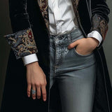 Blazer Femme Slim Fit Noir avec Revers et Imprimé Baroque