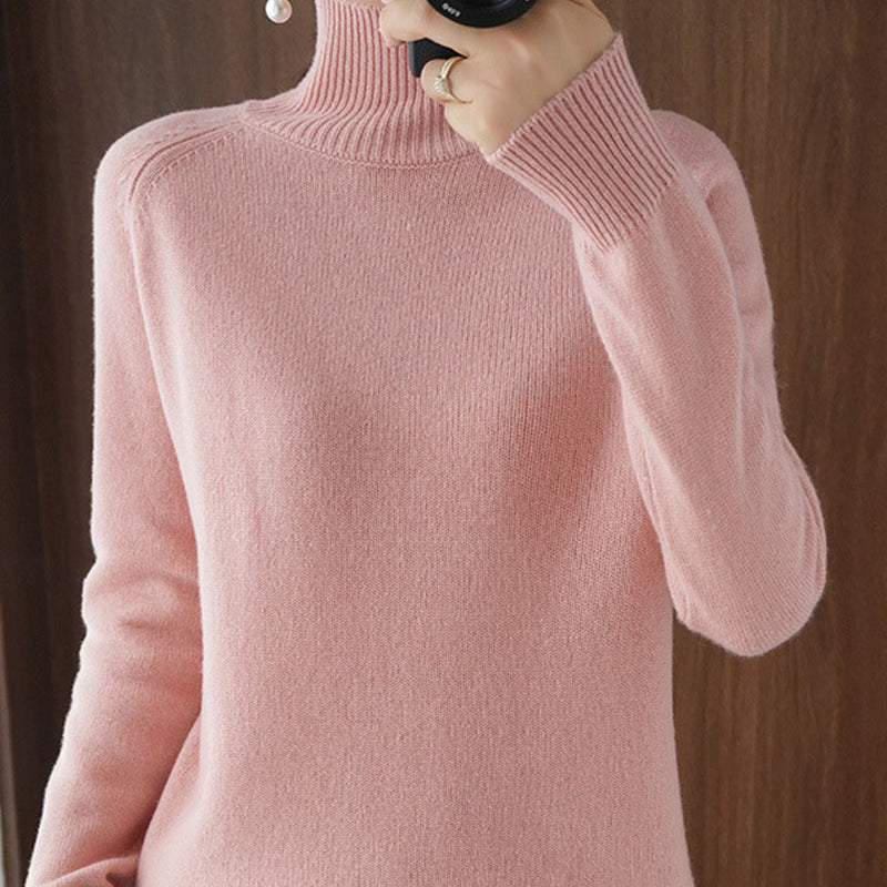 Pull simple à manches longues et col haut de couleur unie