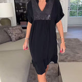Robe ample plissée col V