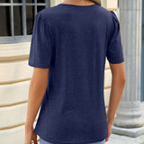 T-shirt à col en U froncé de couleur unie