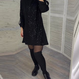 Robe à manches froncées et sequins
