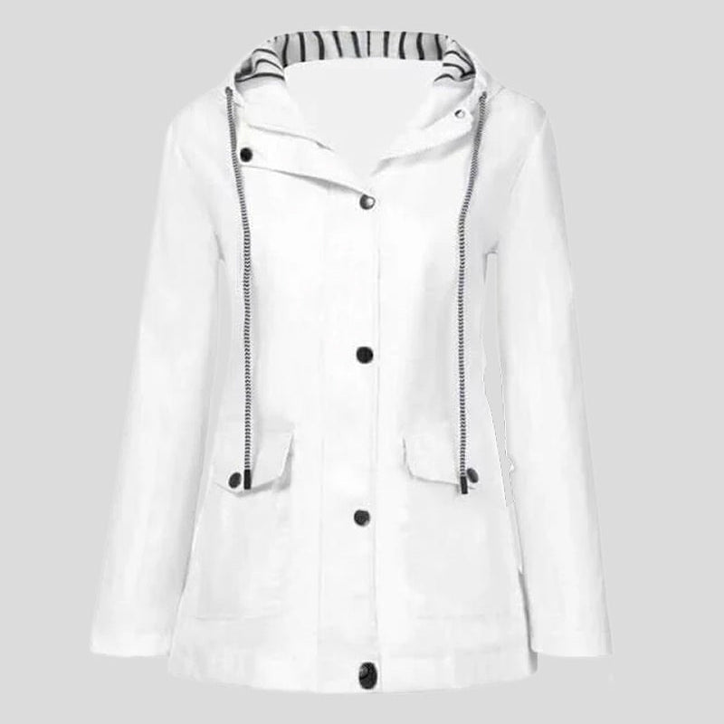 Veste Pour Femmes Avec Caractéristiques Étanche À L'eau Et Au Vent