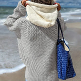 Pull Avec Jeune, Capuche Et Bloc De Couleur Caractéristiques