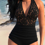 Maillot de bain une pièce dos nu et plis en dentelle
