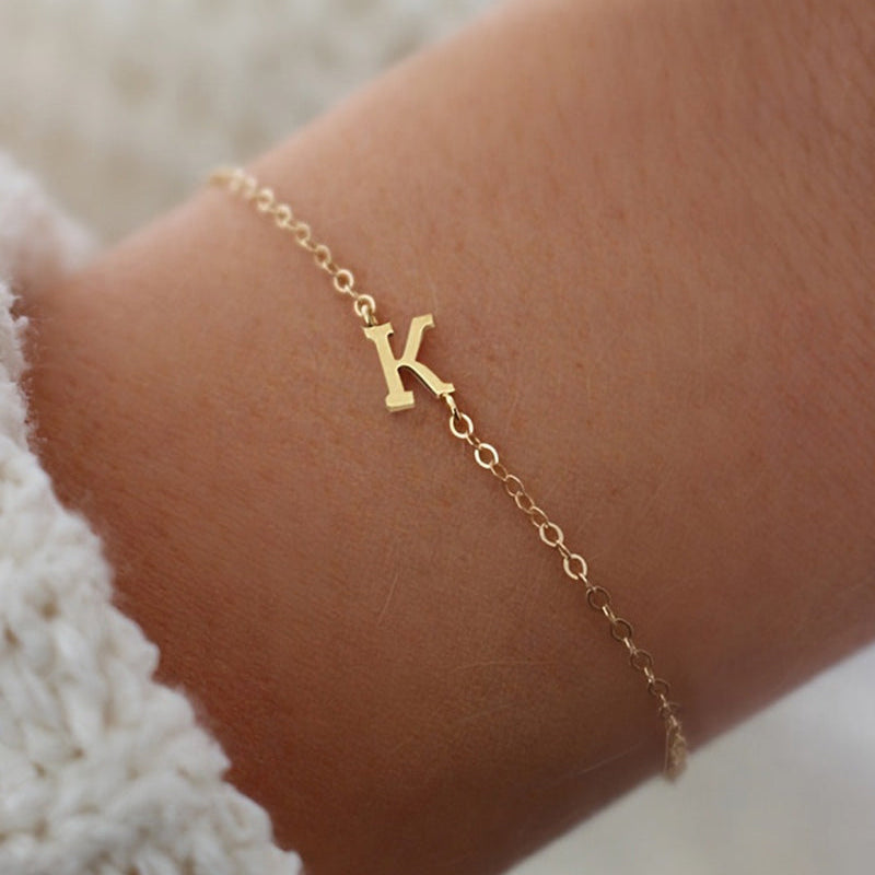 Bracelet simple à lettres