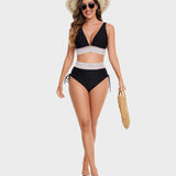 Bikini taille haute gainante à motif colorblock – maintien, confort et style tendance
